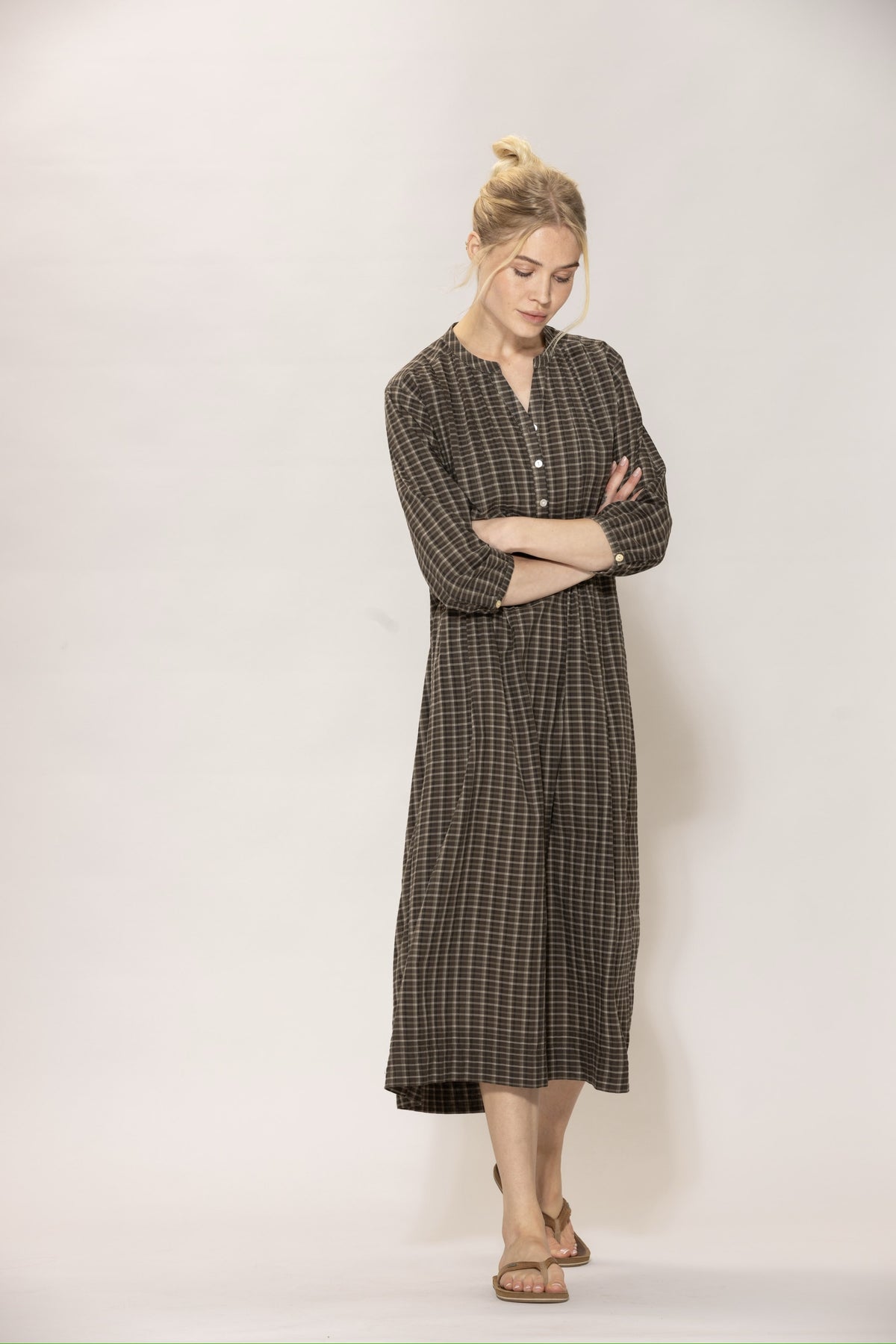 Daris Dress - coffee check