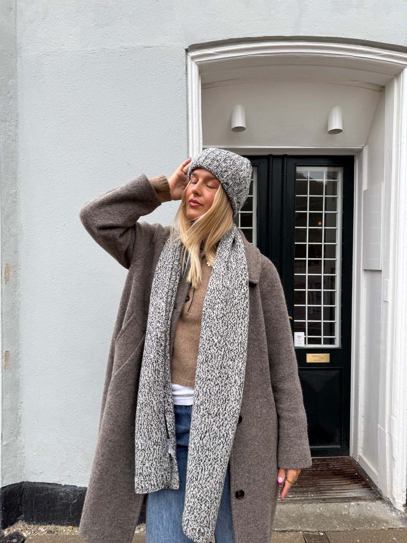 Filur Twisted Knit Scarf - Black/White