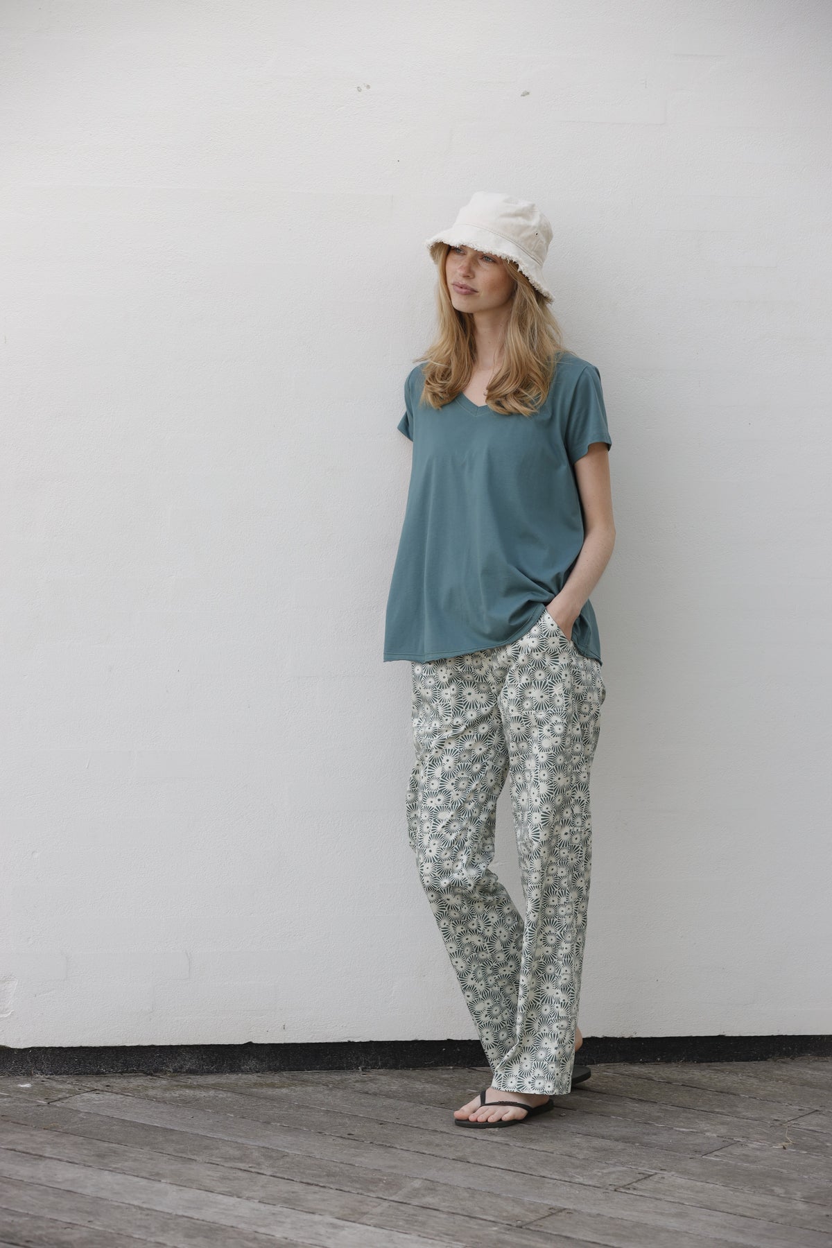 Jasmine Sunprint Trousers Deep Sea Ecru