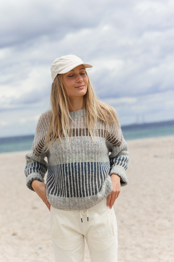 Fiola Knit - Multistripe