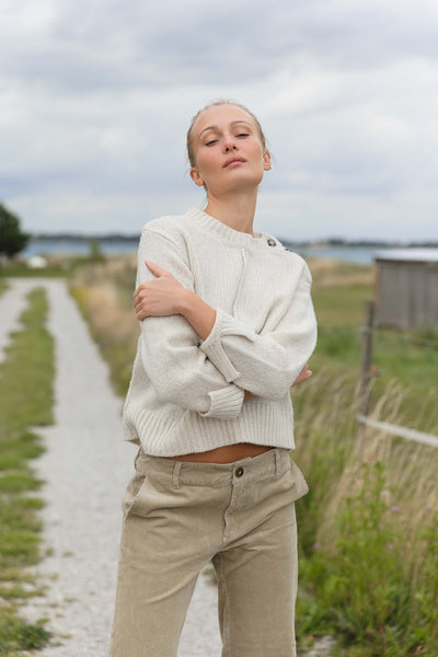 Gwen Stretch Corduroy Trousers - Light Camel