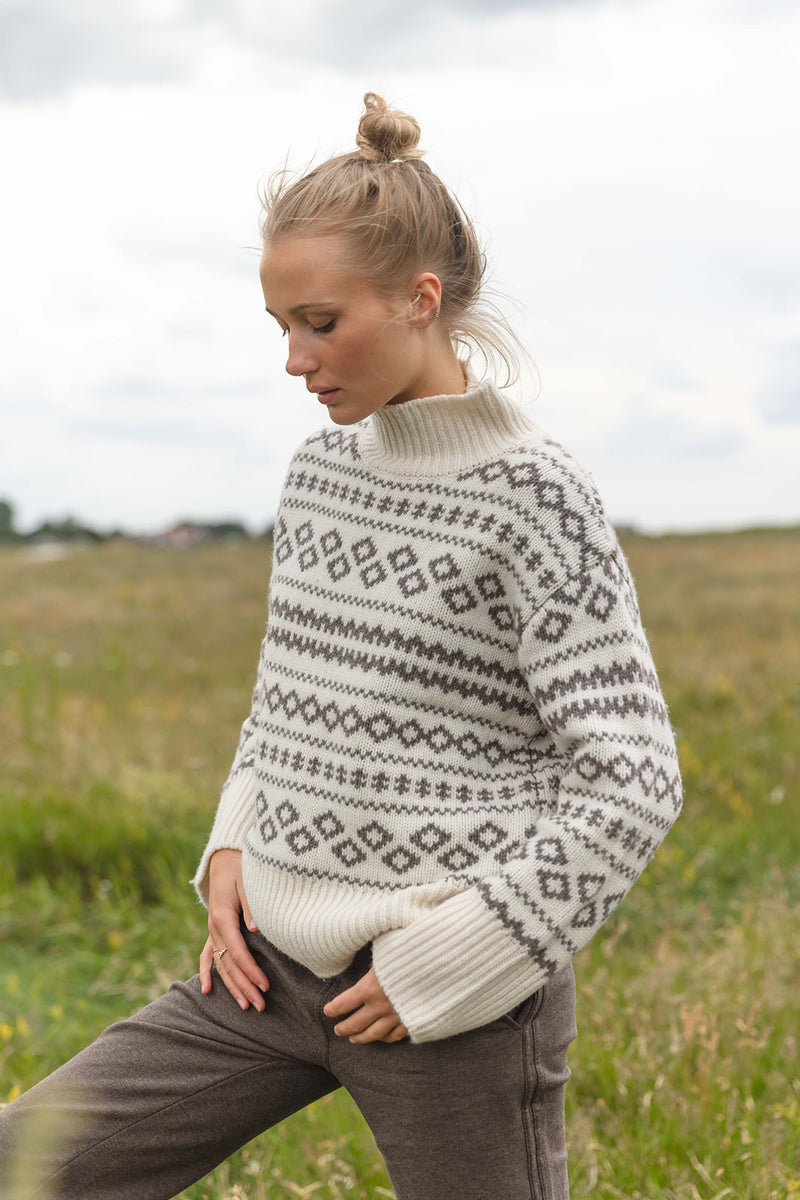 Fe Jaquard Knit - Cream/Light Chocolate