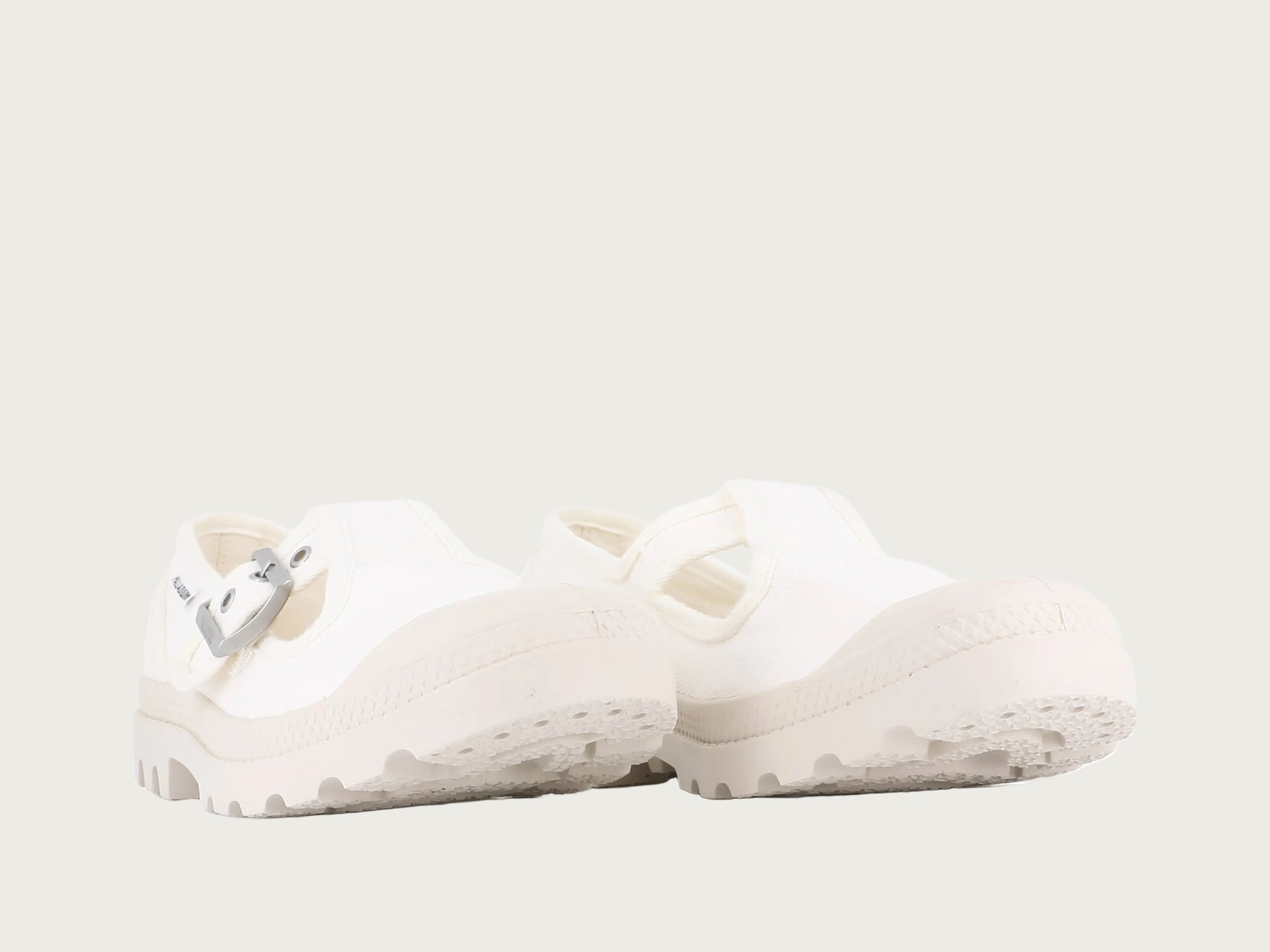 Palladium (94475-100-M) Pampa M-Jane Washed - Soft White