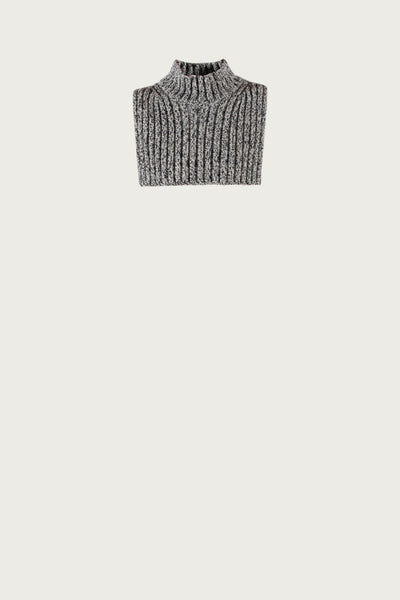 Cam Twisted Knit Neck Warmer - Black/White