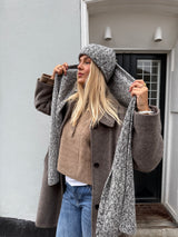 Filur Twisted Knit Scarf - Black/White