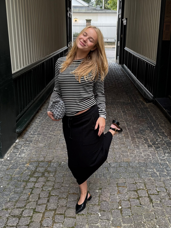 Ditte Striped Rib Tee - Black/Ecru