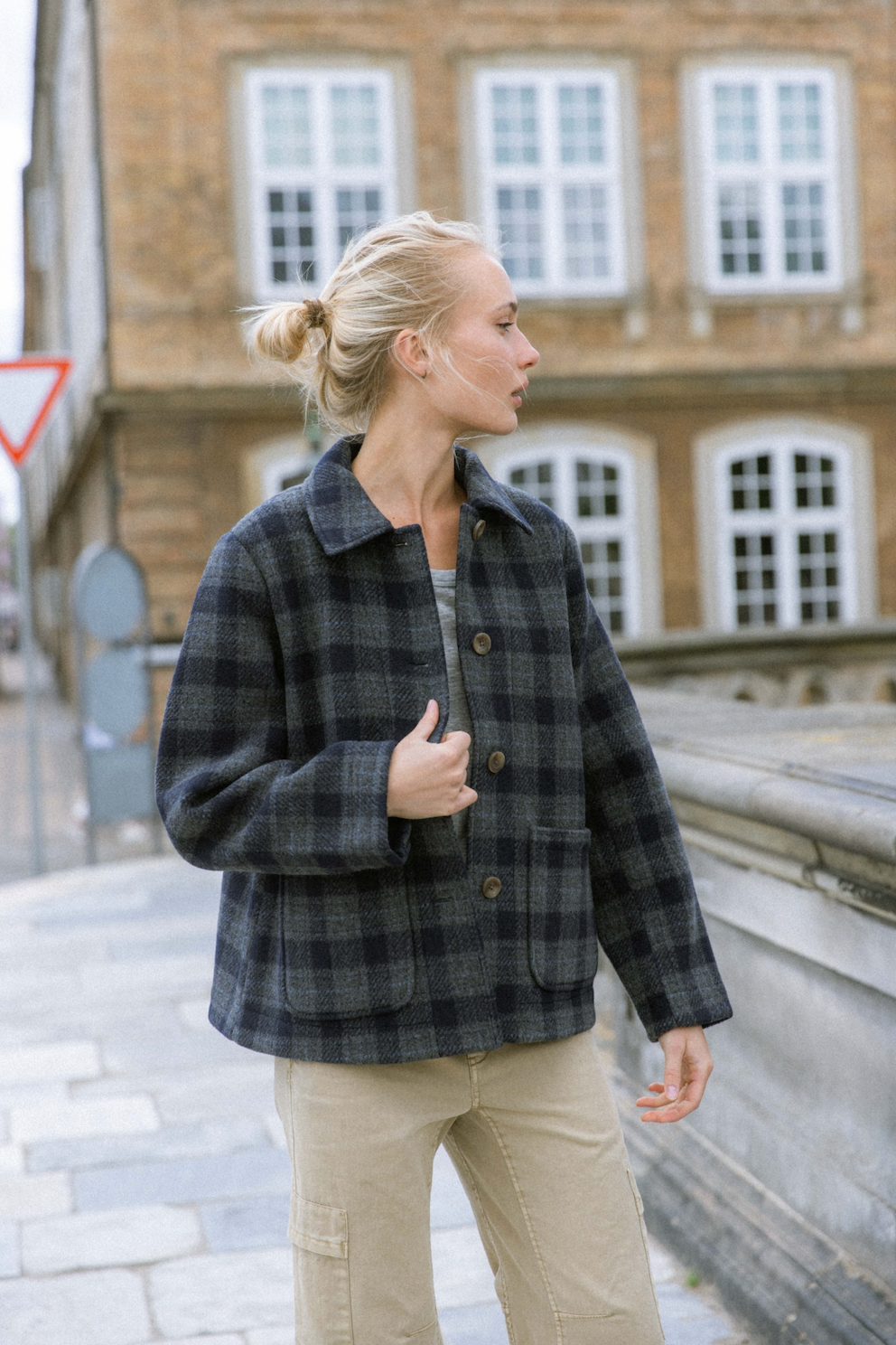 Magnolia Check Jacket - New Navy
