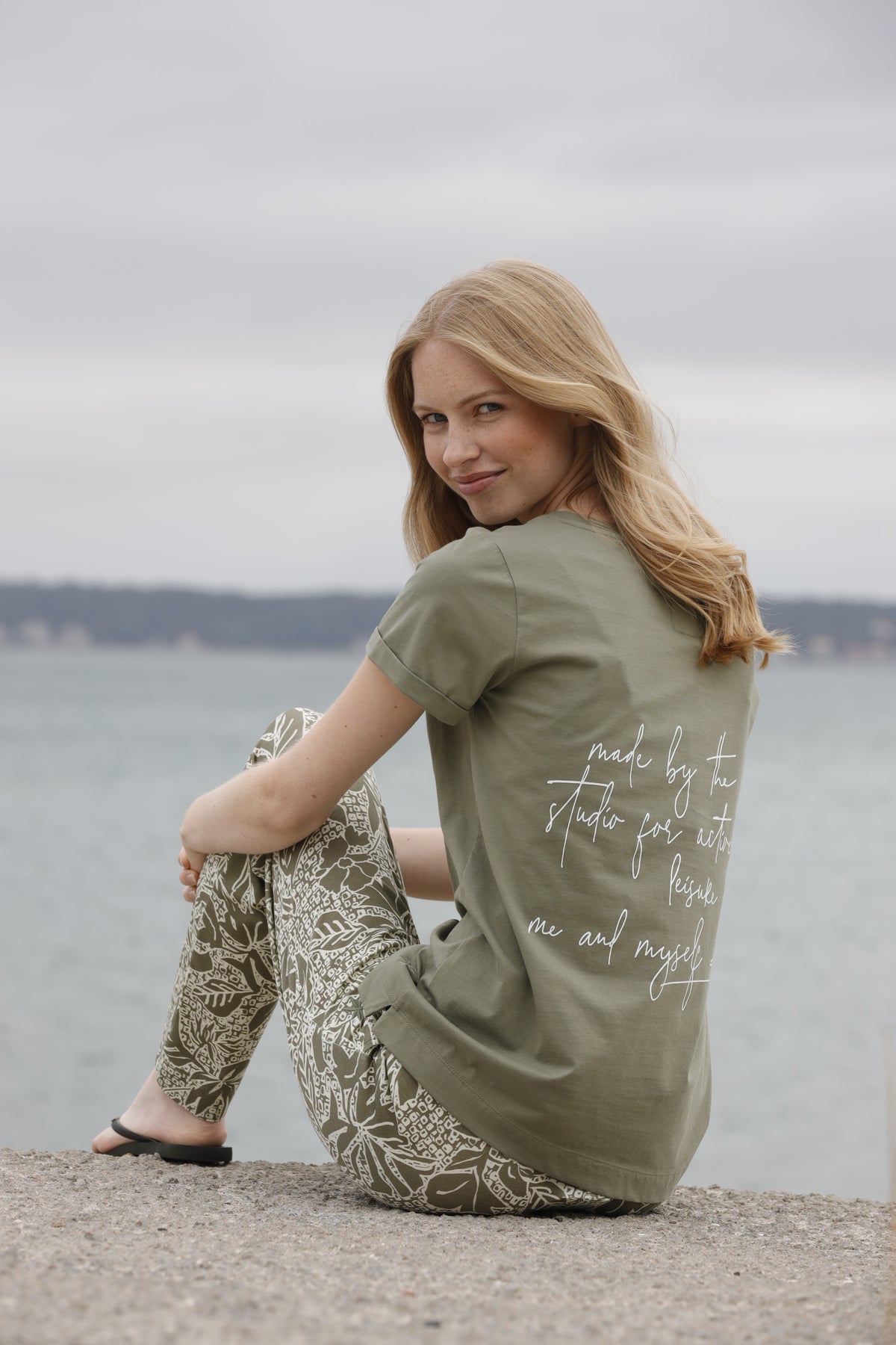 Ophelia Tee - Olive Grey